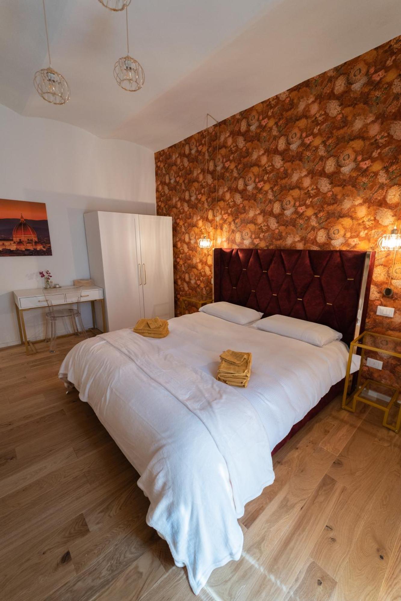 Liberty Seasons Hotel ฟลอเรนซ์ ภายนอก รูปภาพ